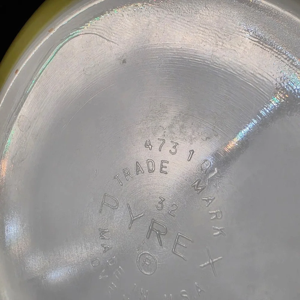 Vintage Pyrex 473 Verde Olive Green 1 Quart Cinderella Round Casserole Bowl